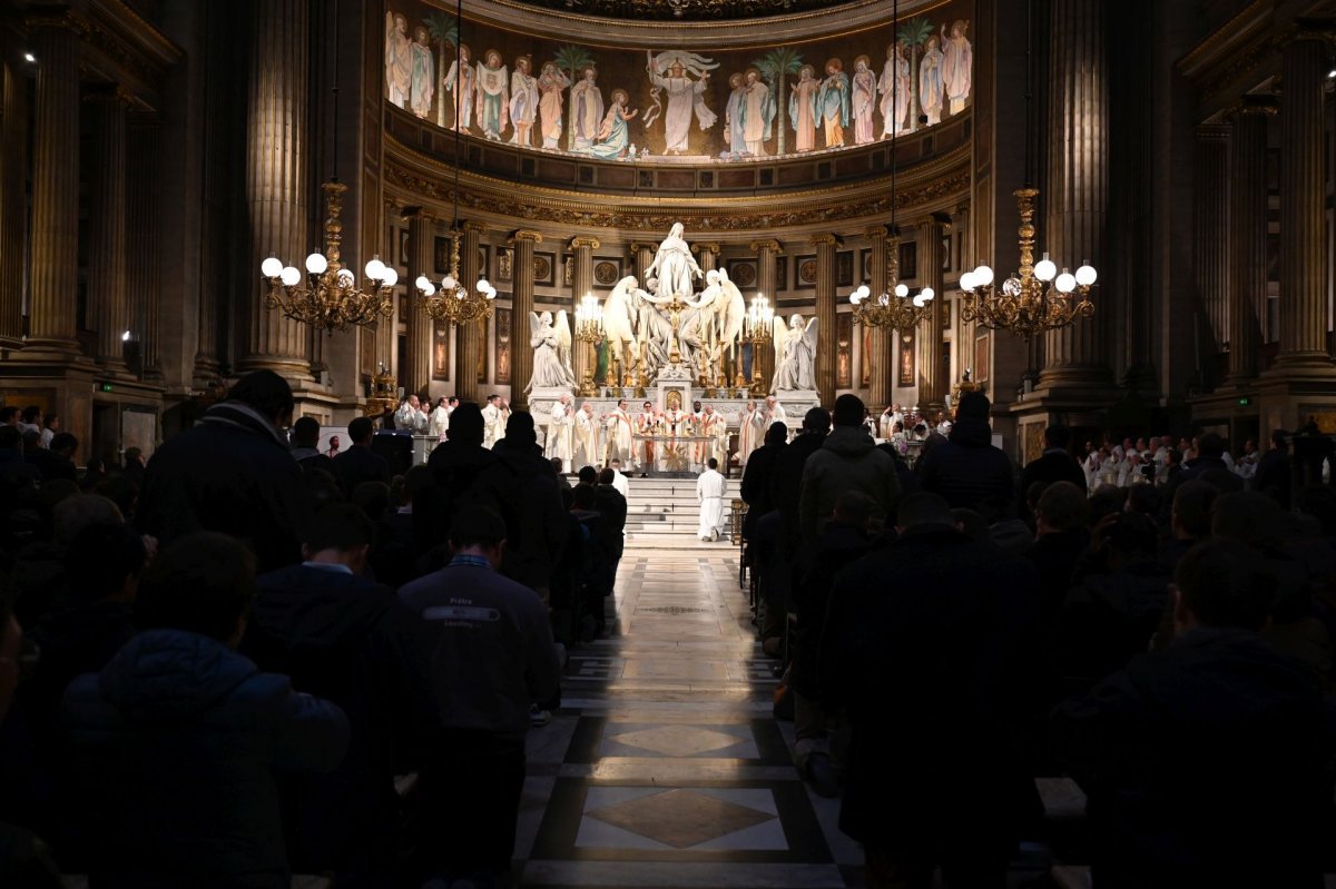 Messe à La Madeleine. Vendredi 1er décembre 2023. © Marie-Christine Bertin / Diocèse de Paris.