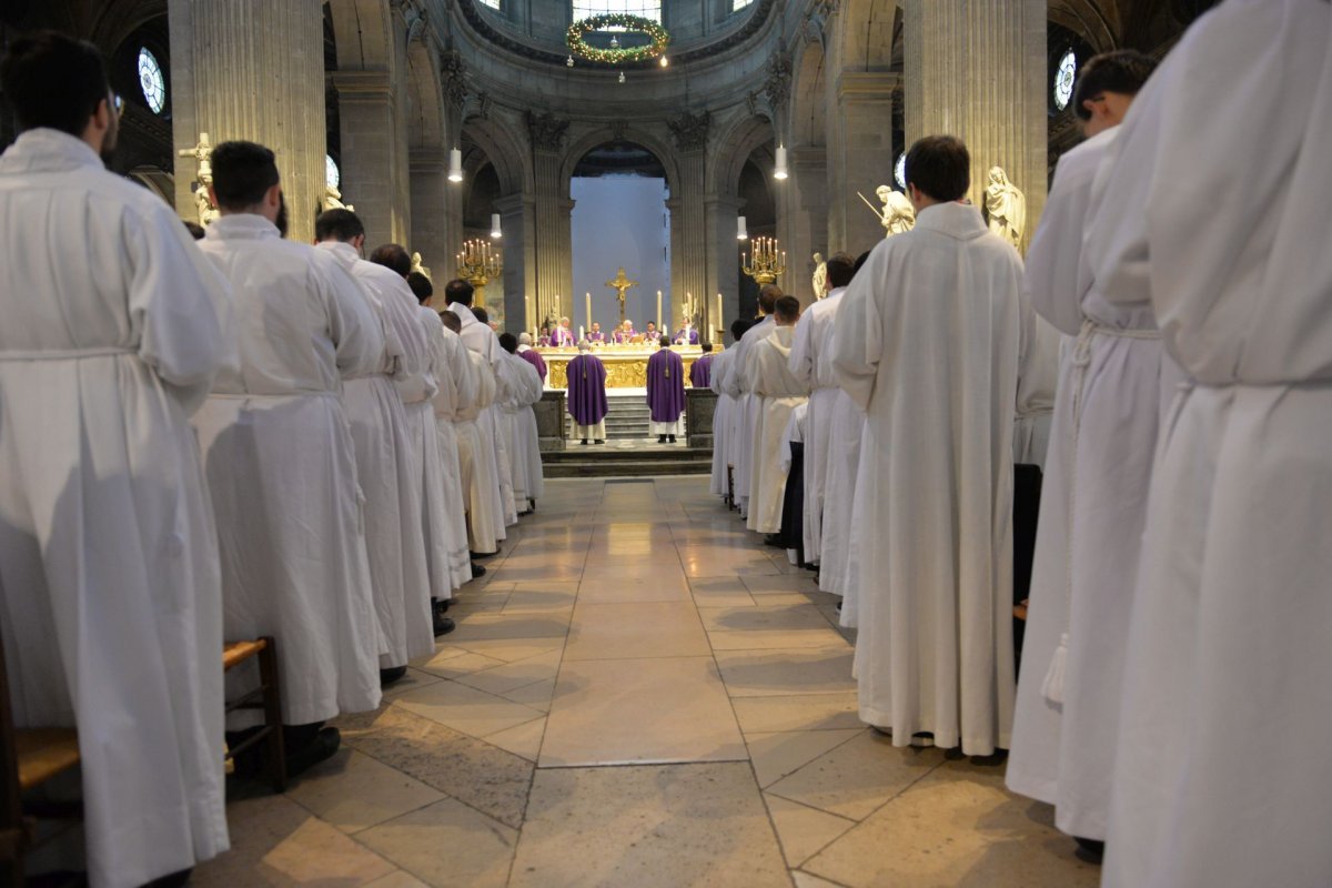 Messe à Saint-Sulpice. Dimanche 3 décembre 2023. © Marie-Christine Bertin / Diocèse de Paris.