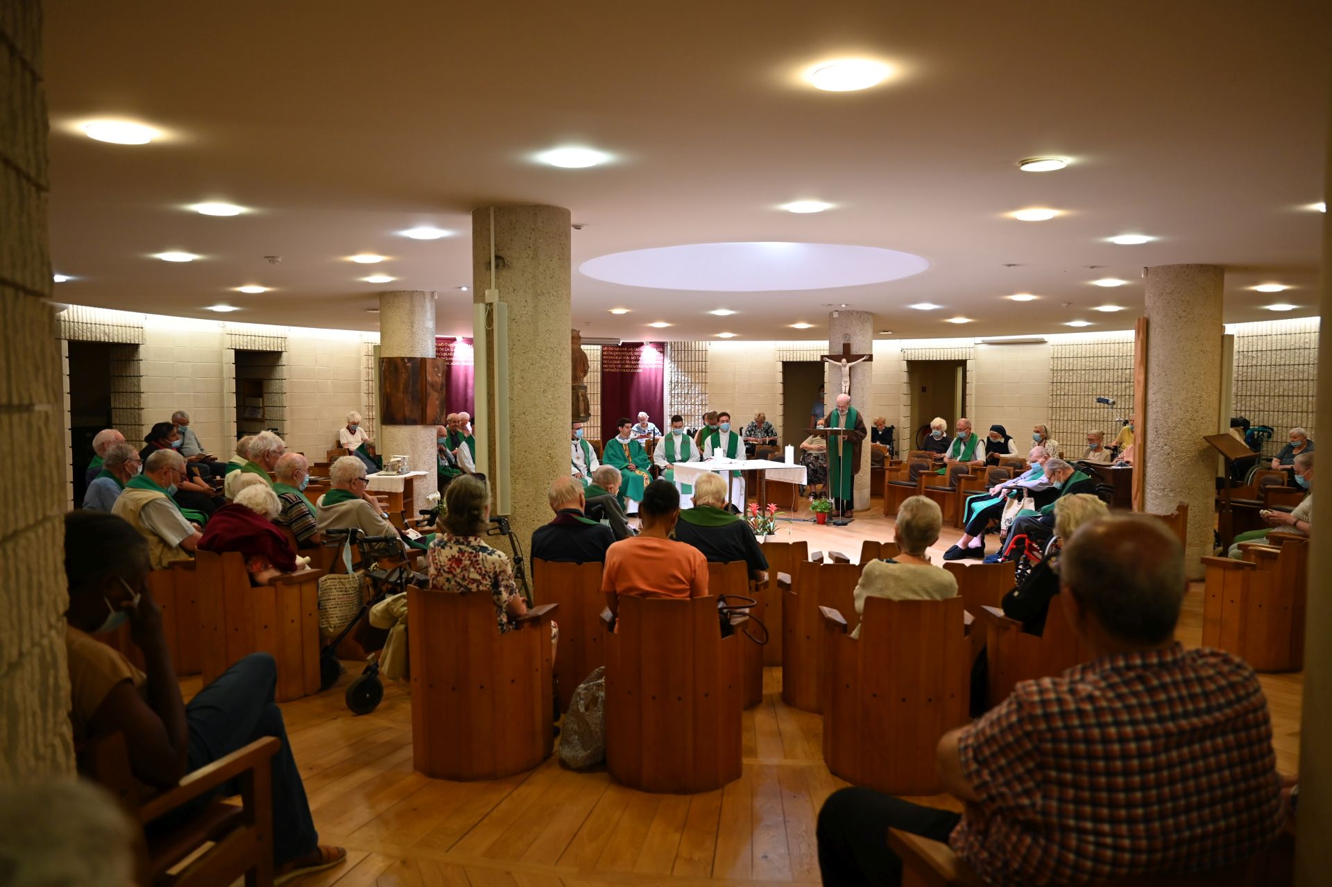 Messe des nouveaux prêtres à la Maison Marie-Thérèse - Diocèse de Paris