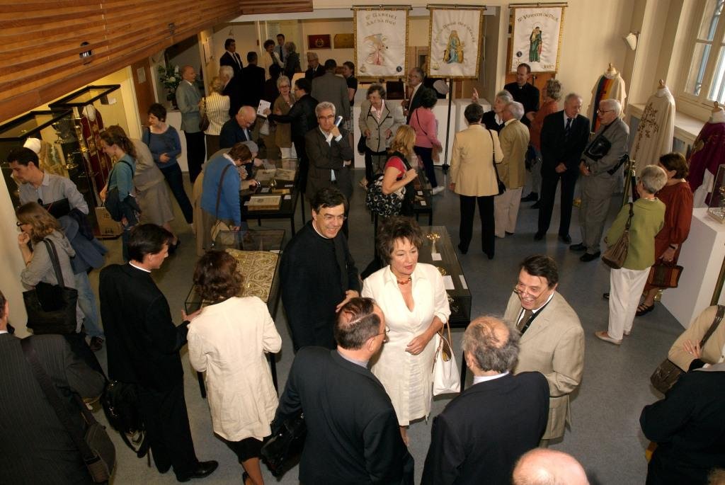 Inauguration de l'exposition le 22 juin, en présence du cardinal André (…). 