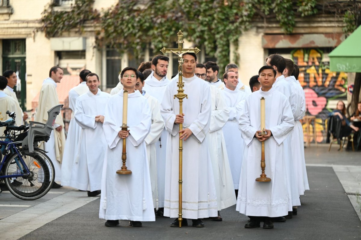 Ordination diaconale en vue du sacerdoce du 11 octobre 2025. © Marie-Christine Bertin / Diocese de Paris.