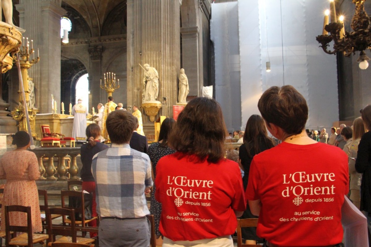 Messe avec les chrétiens d'Orient en rite gréco-catholique ukrainien. © L'Œuvre d'Orient.