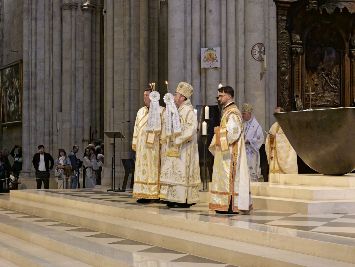 Divine Liturgie pour le bienheureux Cardinal Iuliu Hossu. © Yannick Boschat / Diocèse de Paris.