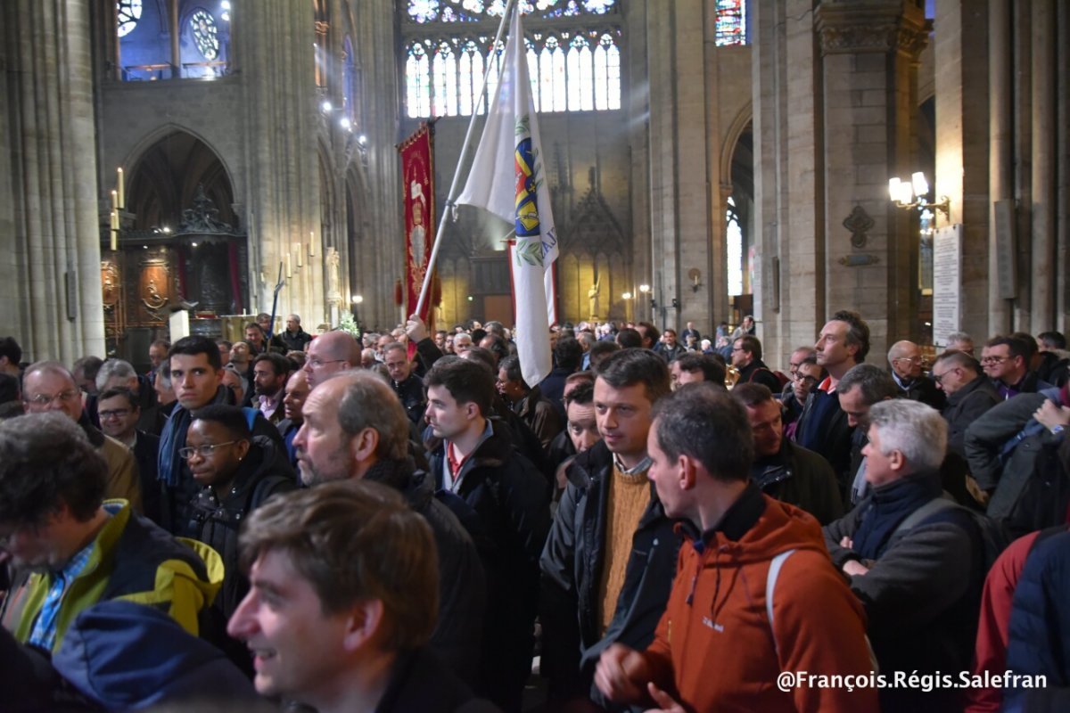 “Marche de Saint-Joseph”, à Notre-Dame de Paris. 