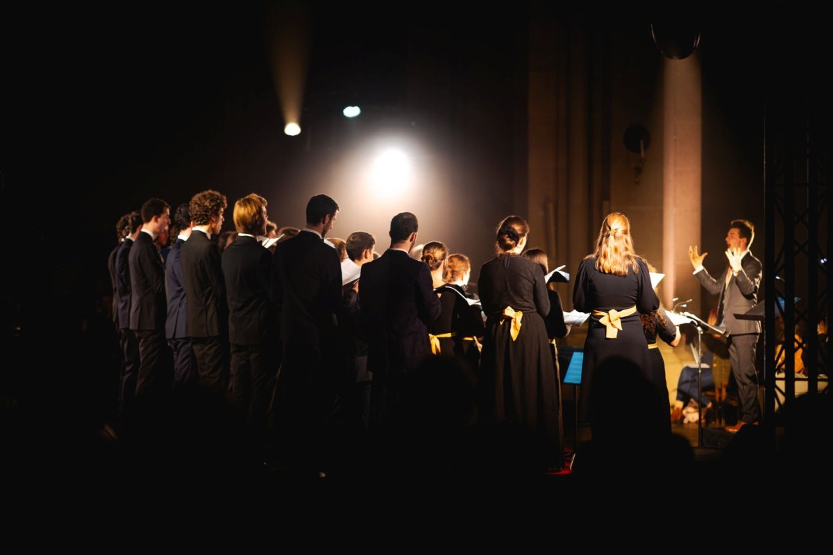 Nuit de l'Espérance à Saint-Ambroise. © Dylan Guidez / Diocèse de Paris.