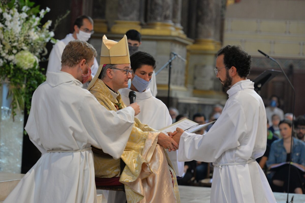 Ordinations diaconales en vue du sacerdoce 2020 à Saint-Germain des Prés (6e). © Marie-Christine Bertin / Diocèse de Paris.