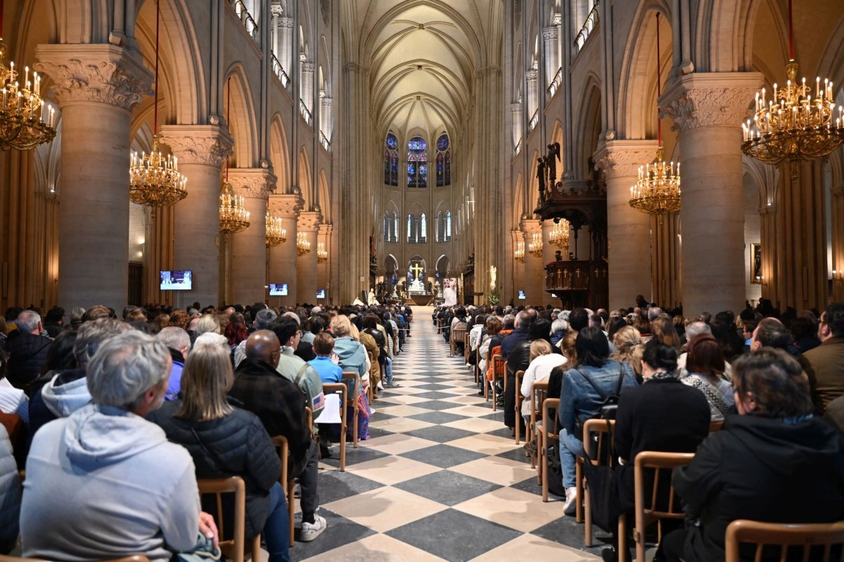 Messe solennelle d'action de grâce et pour le repos de l'âme du (…). © Marie-Christine Bertin / Diocèse de Paris.