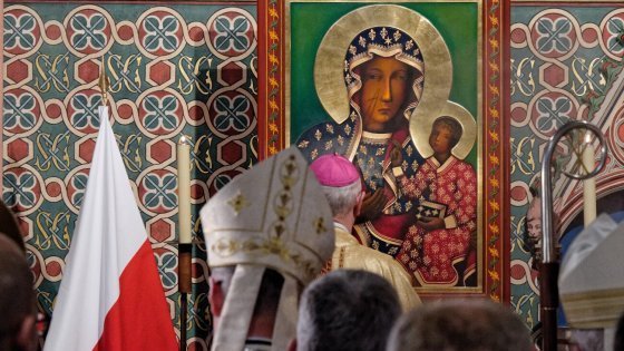 Messe pour le 100e anniversaire de l'indépendance de la Pologne et inauguration d'une chapelle à Notre-Dame de Paris