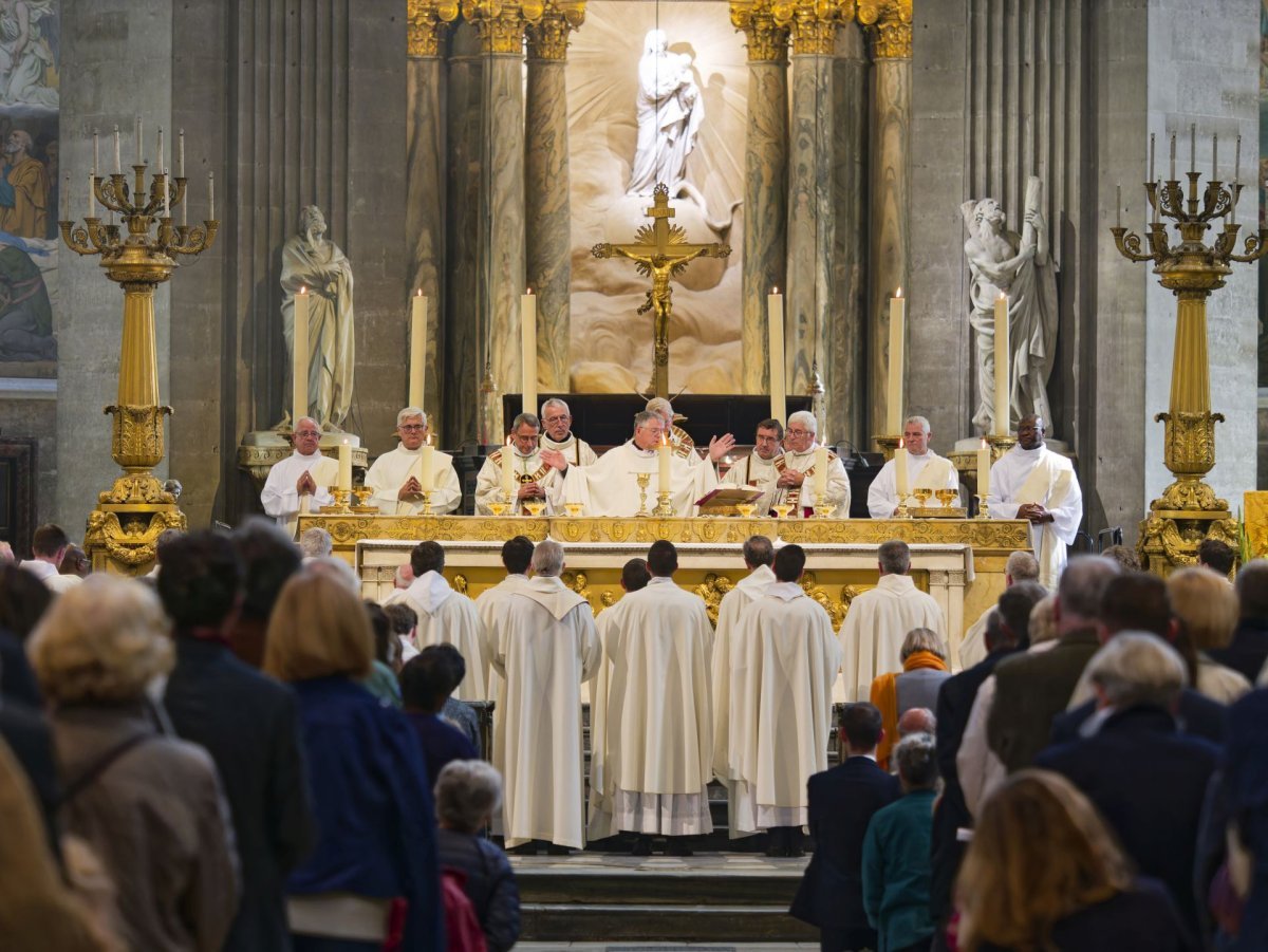 Ordinations des diacres permanents 2024. © Yannick Boschat / Diocèse de Paris.