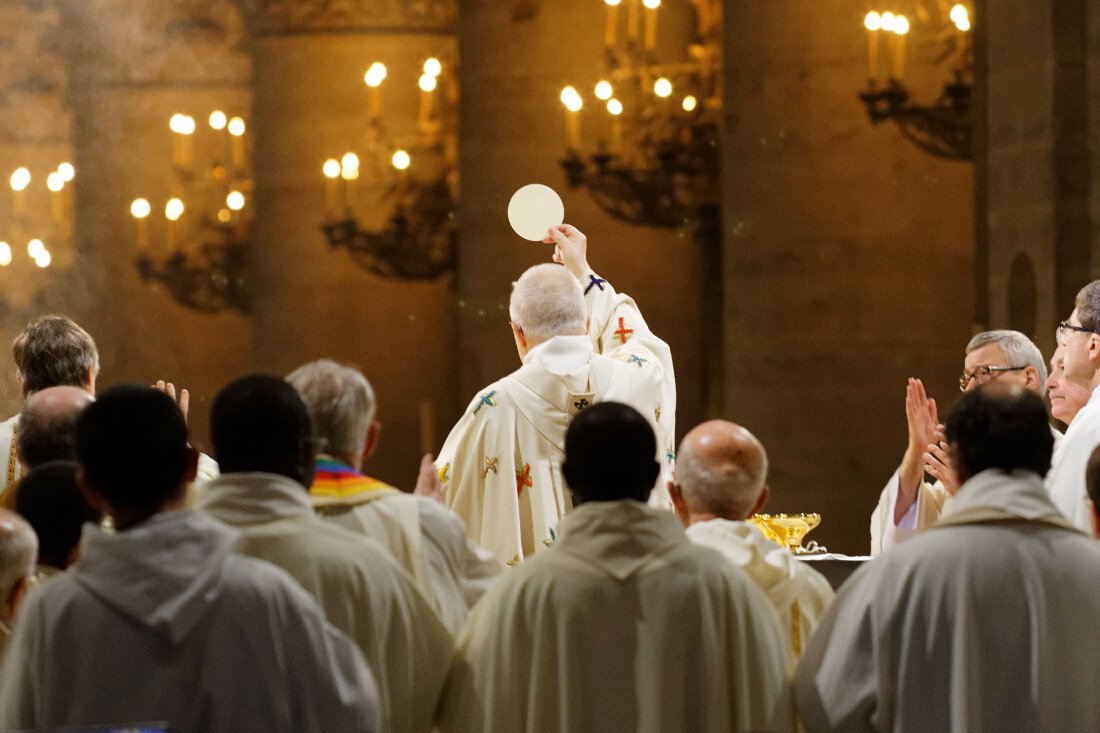 Liturgie eucharistique. © Yannick Boschat / Diocèse de Paris.