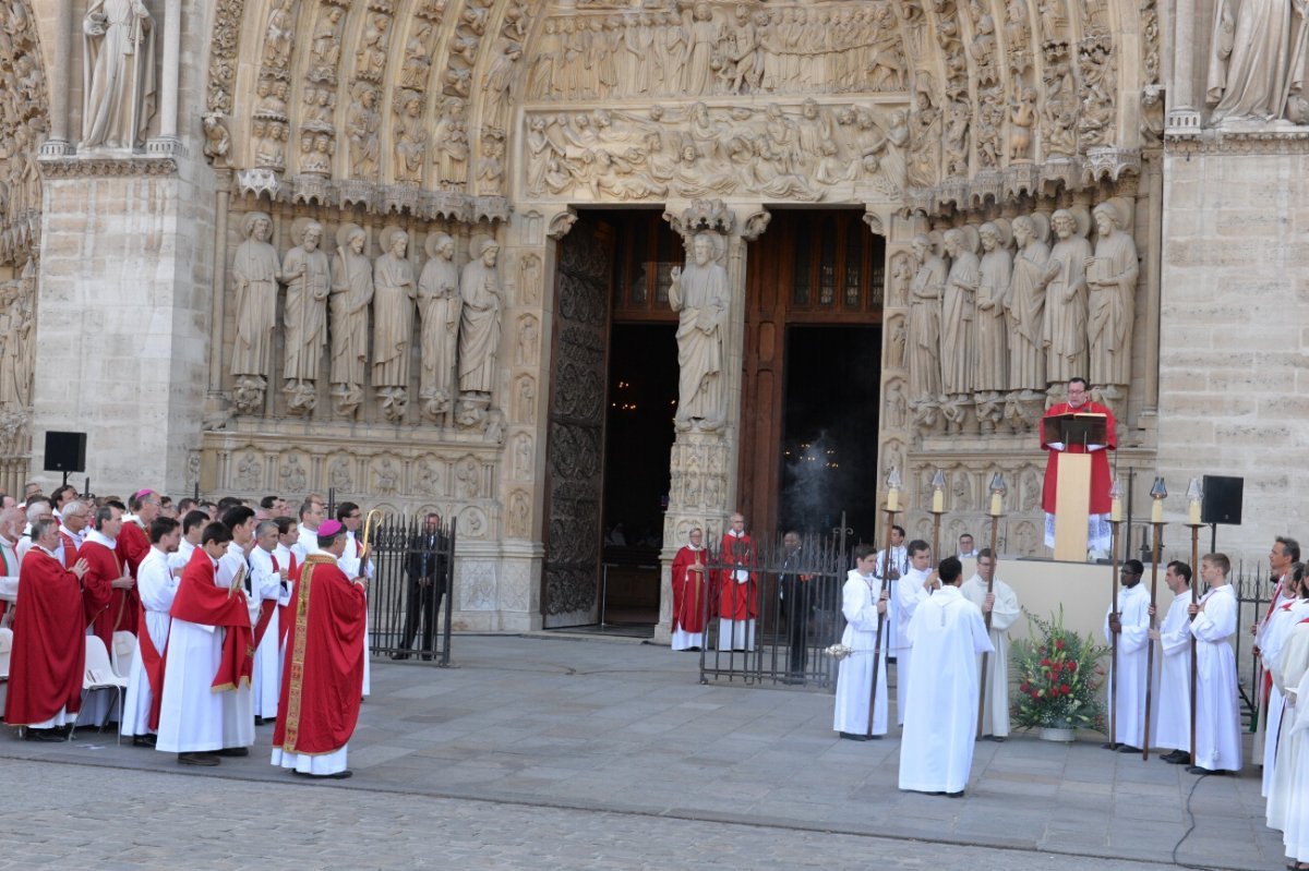 Liturgie de la Parole. © Marie-Christine Bertin / Diocèse de Paris.