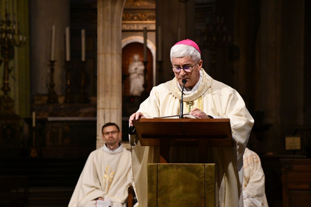 Neuvaine à sainte Geneviève : Messe solennelle et procession. © Michel Pourny / Diocèse de Paris.