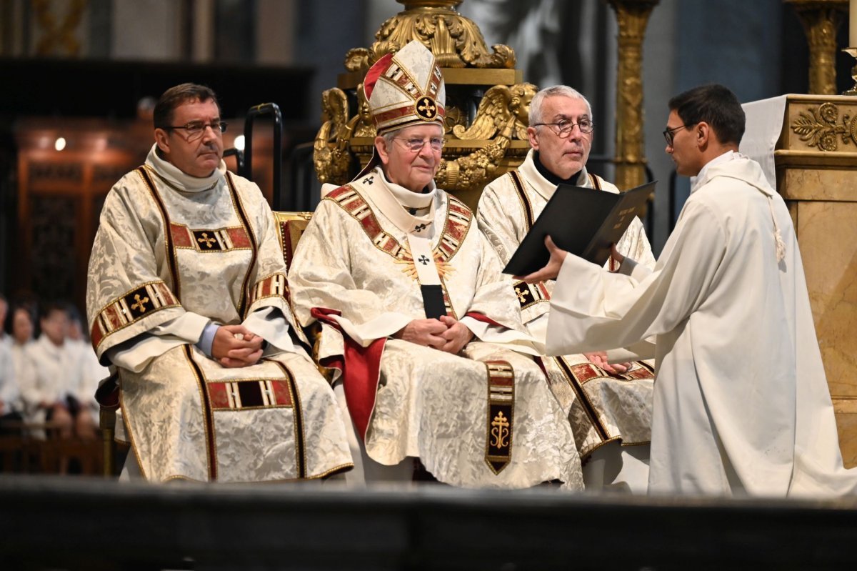 Ordinations des diacres permanents 2024. © Marie-Christine Bertin / Diocèse de Paris.