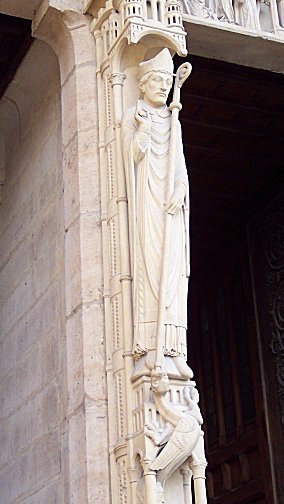 Saint Marcel à Notre-Dame de Paris. © C. D. A. S.