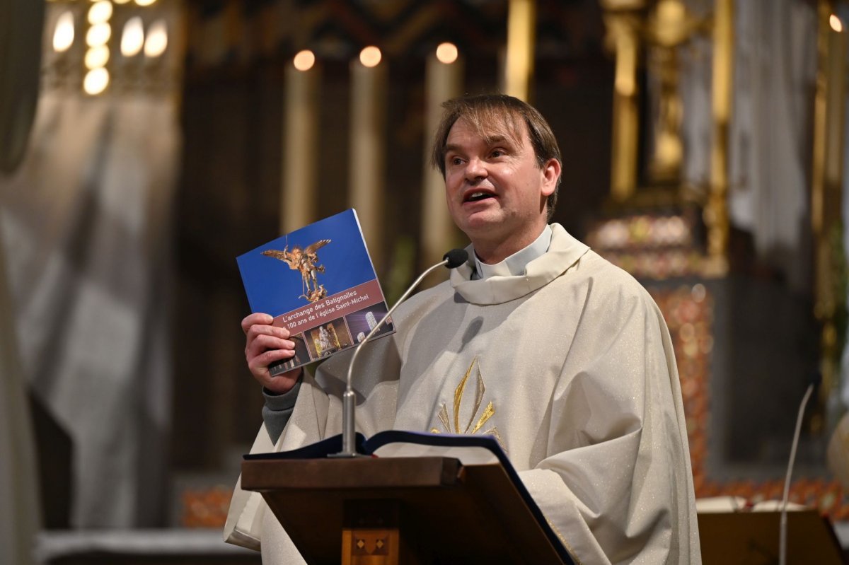 Messe à Saint-Michel (17e) à l'occasion du centenaire de l'église (…). © Marie-Christine Bertin / Diocèse de Paris.