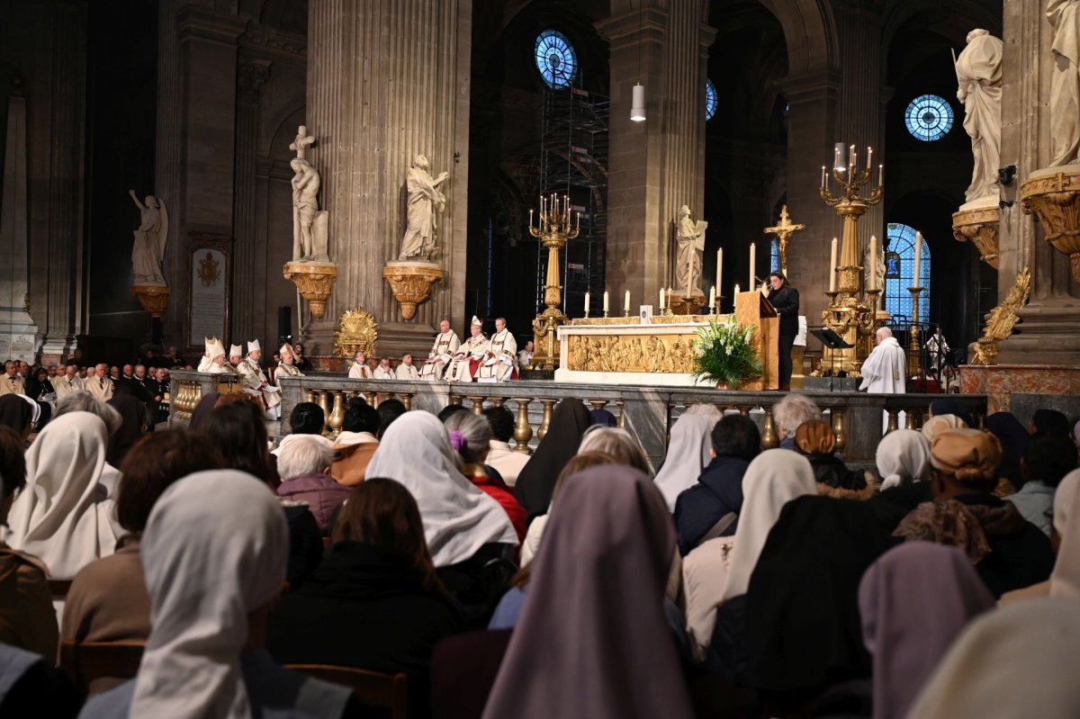 Messe chrismale 2024. © Marie-Christine Bertin / Diocèse de Paris.