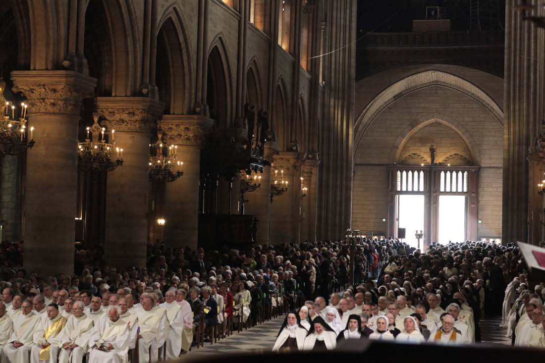 Messe chrismale à Notre-Dame de Paris. © Yannick Boschat / Diocèse de Paris.