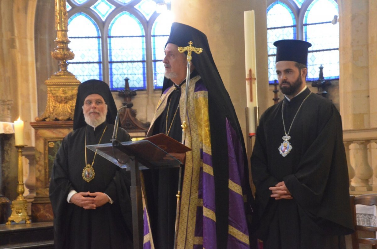 Vêpres orthodoxes de la fête de saint Denis 2020 à Saint-Étienne du Mont. © Michel Pourny / Diocèse de Paris.