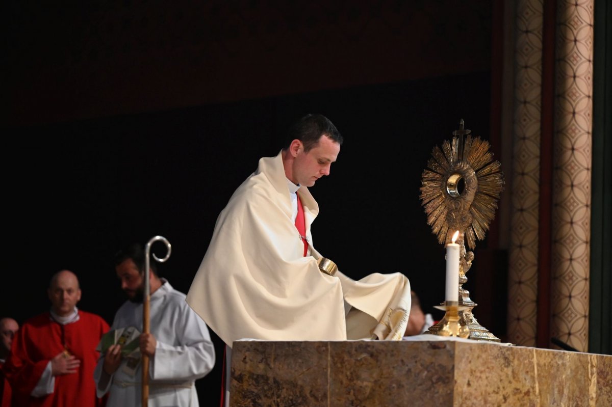 Messe et veillée de prière pour les vocations 2024. © Marie-Christine Bertin / Diocèse de Paris.