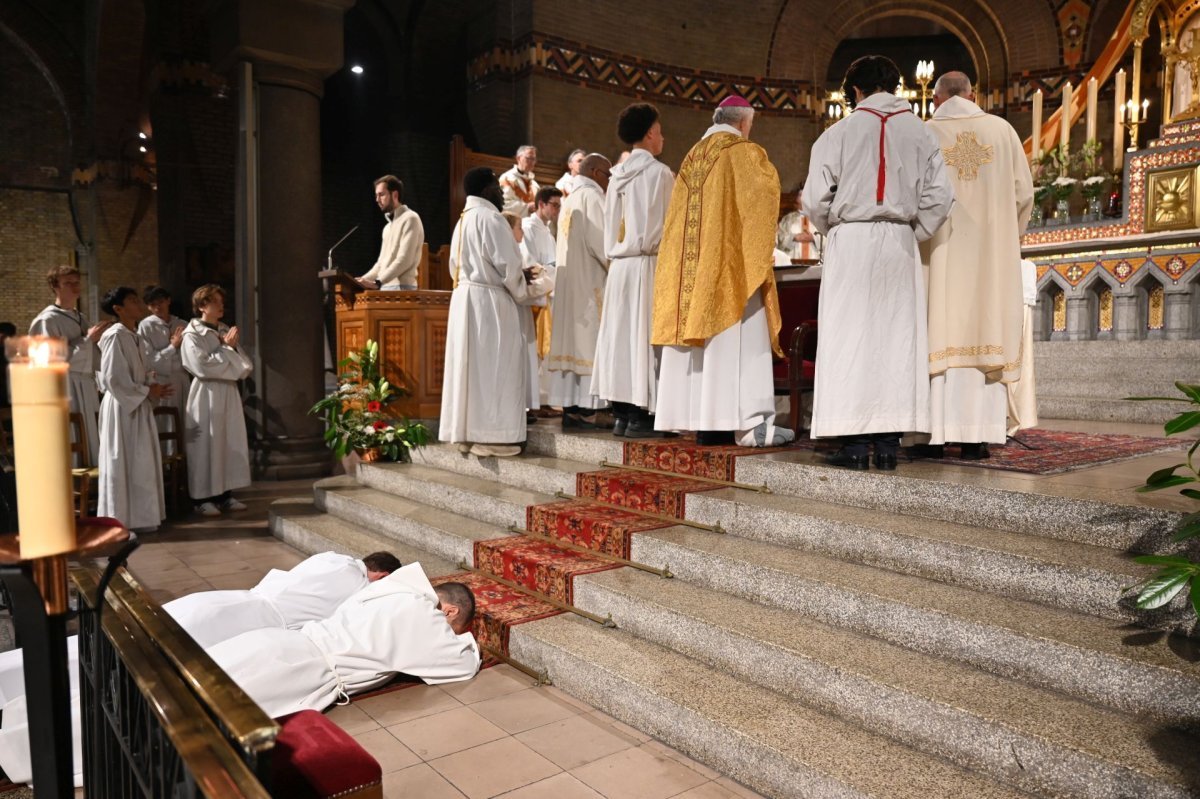 Ordinations diaconales en vue du sacerdoce 2024 du 6 octobre 2024. © Marie-Christine Bertin / Diocèse de Paris.