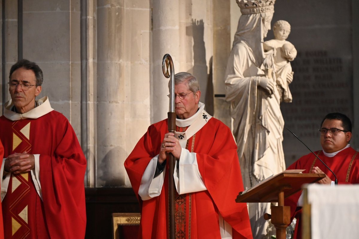 Messe de rentrée du Séminaire avec rite d'admission des candidats au (…). © Marie-Christine Bertin / Diocèse de Paris.