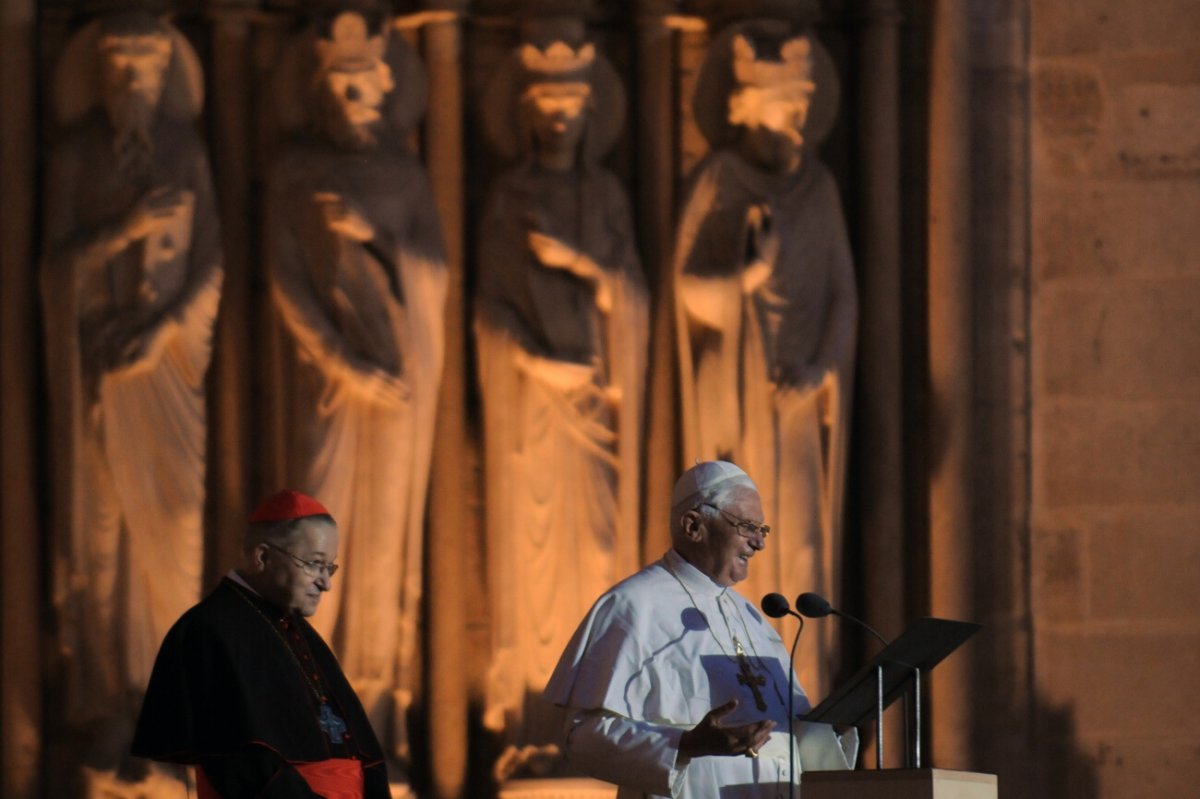 12 septembre 2008, voyage du pape Benoît XVI en France. © D. R..