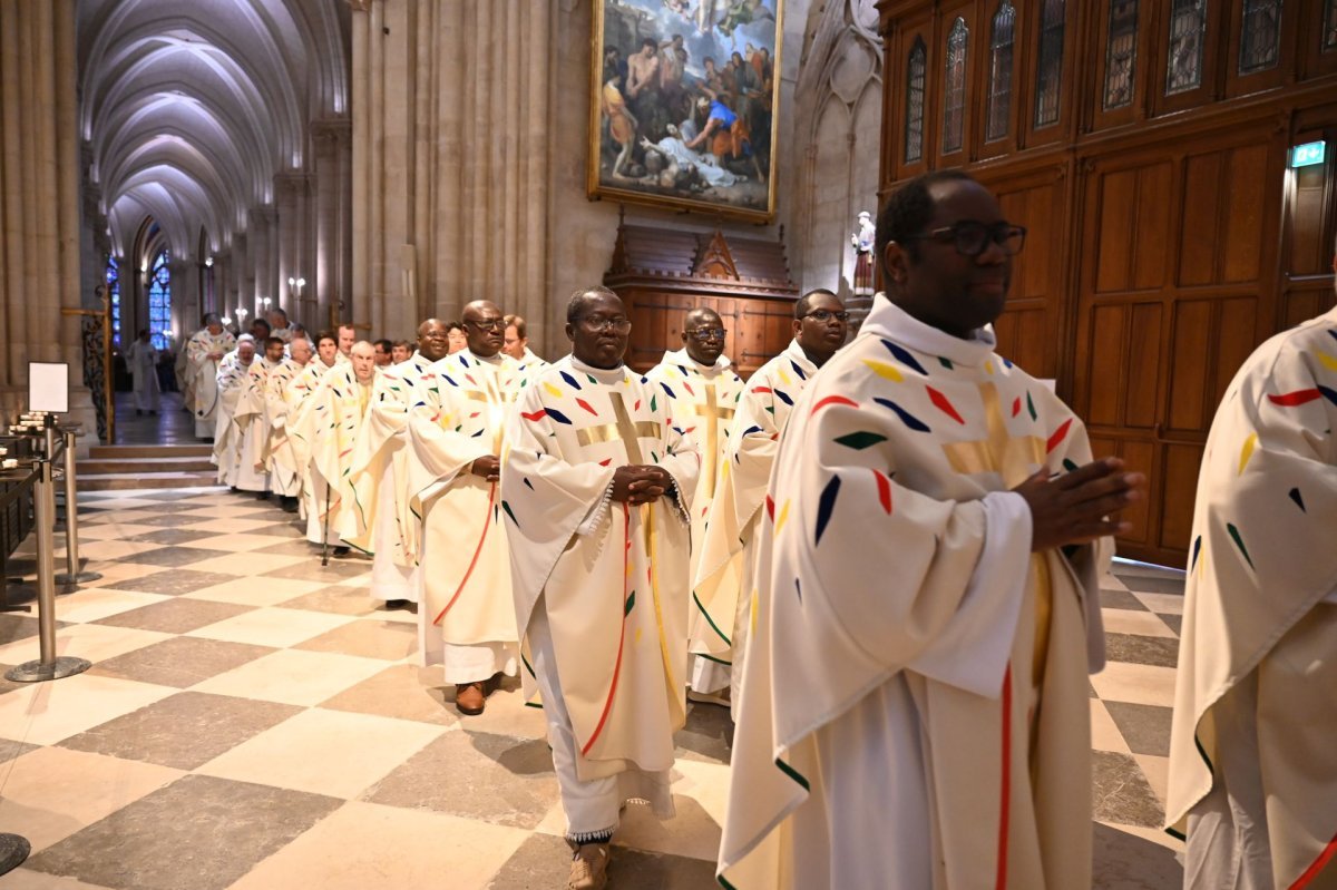 Ordinations des diacres permanents 2025. © Marie-Christine Bertin / Diocese de Paris.