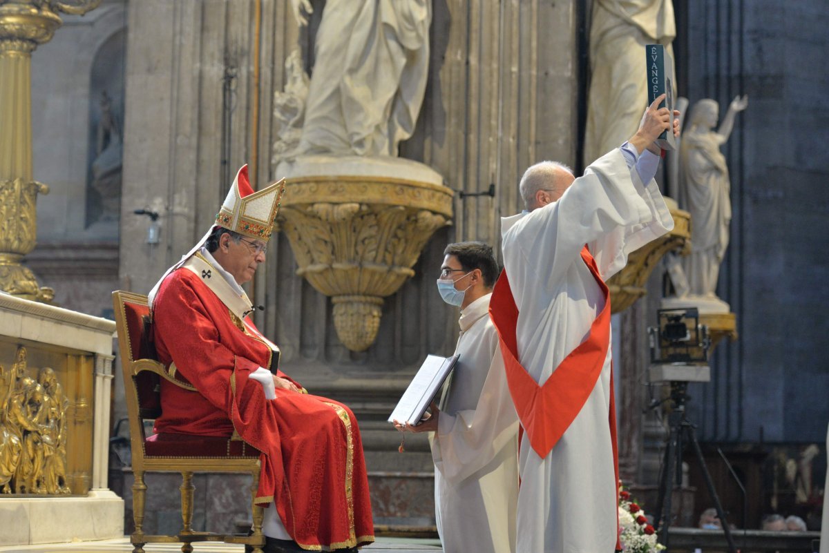 Ordinations de diacres permanents 2020. © Marie-Christine Bertin / Diocèse de Paris.