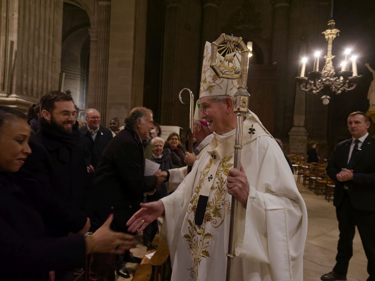 Ordination épiscopale de Mgr Emmanuel Tois. © Yannick Boschat / Diocèse de Paris.