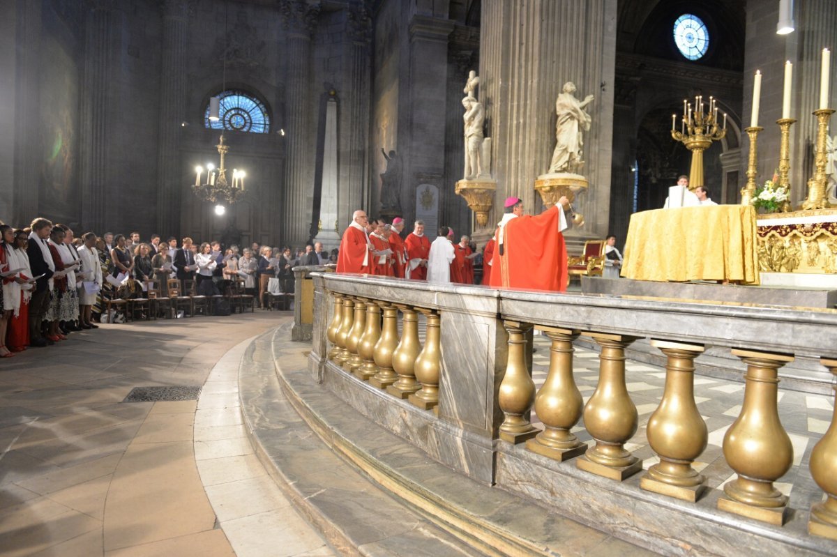 Confirmation d'adultes 2019. © Marie-Christine Bertin / Diocèse de Paris.