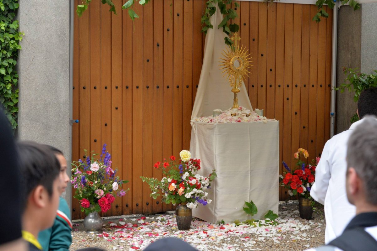 Fête-Dieu au Sacré-Cœur de Montmartre. © Marie-Christine Bertin / Diocèse de Paris.