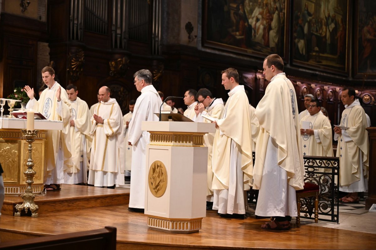 Messe des nouveaux prêtres à Notre-Dame des Victoires. © Marie-Christine Bertin / Diocèse de Paris.