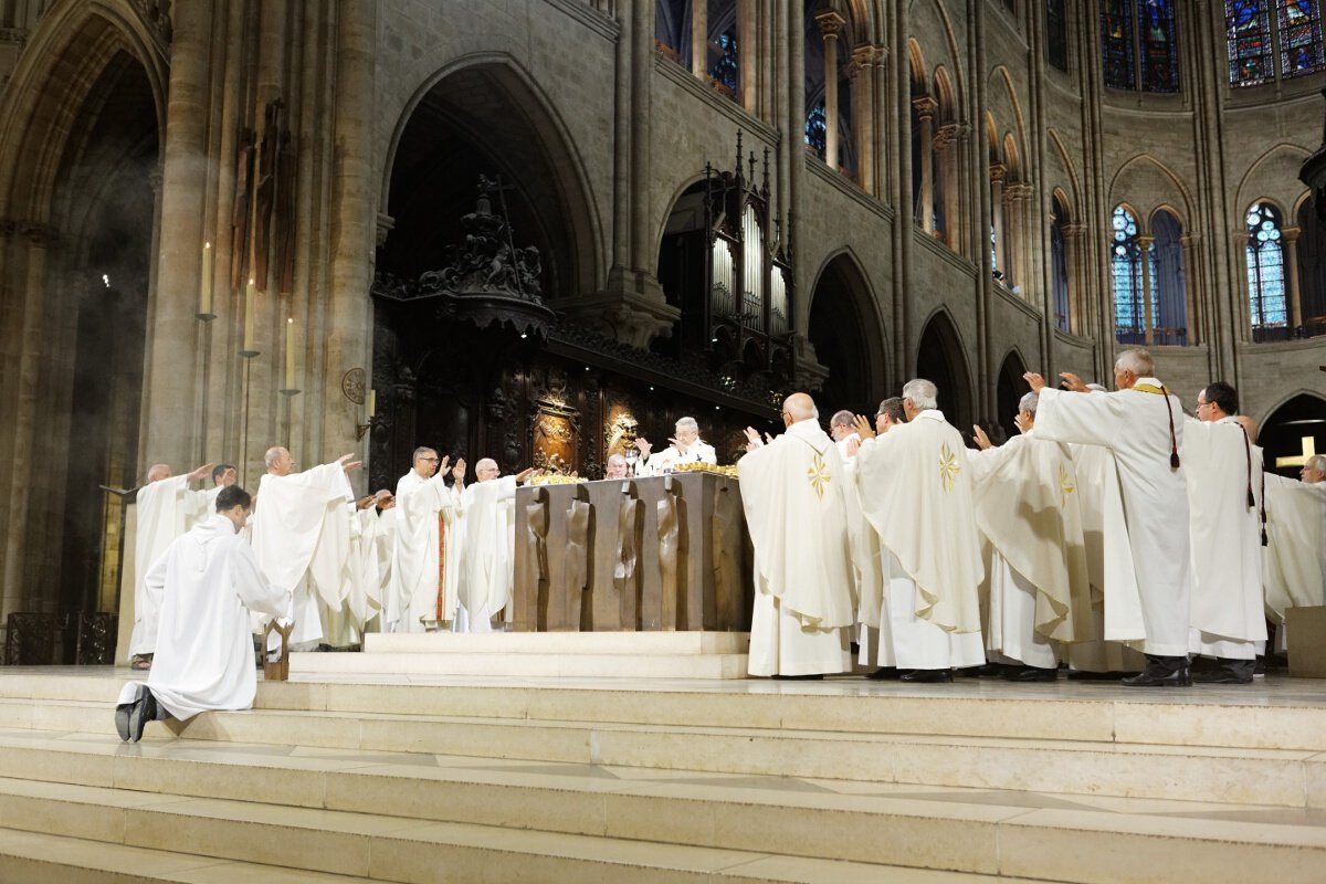 Liturgie eucharistique. © Yannick Boschat / Diocèse de Paris.