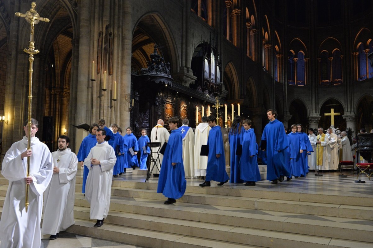 Vêpres de la fête de l'Immaculée Conception. © Marie-Christine Bertin / Diocèse de Paris.