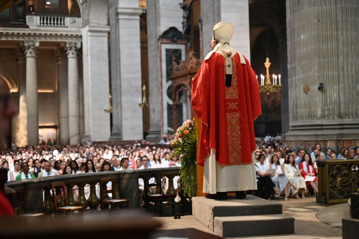 Confirmations d'adultes en mai 2026. Célébration du samedi 30 mai à 10h. © Marie-Christine Bertin / Diocèse de Paris.