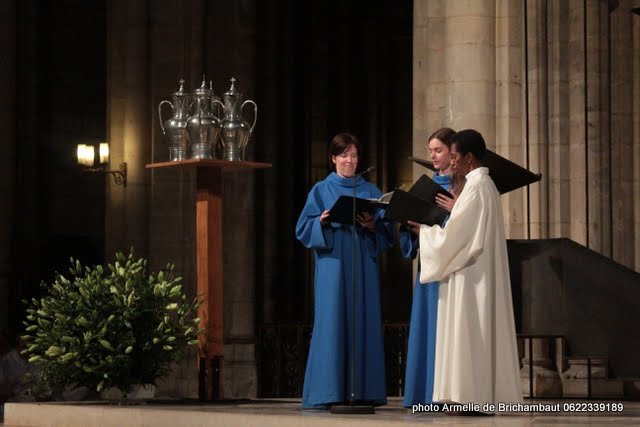 Messe chrismale Notre-Dame de Paris. © Armelle de Brichambaut.