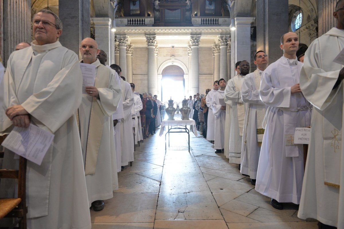 Messe chrismale 2023 à Saint-Sulpice. © Marie-Christine Bertin / Diocèse de Paris.