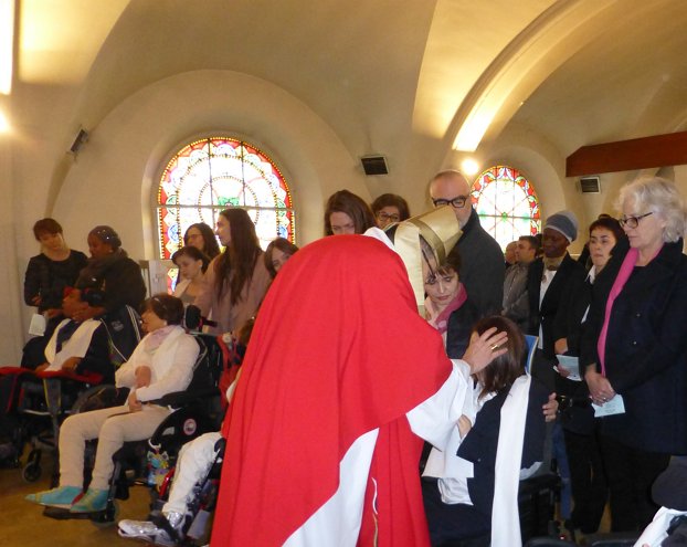 Confirmation à Notre-Dame de Joye. © D.R - Diocèse de Paris.