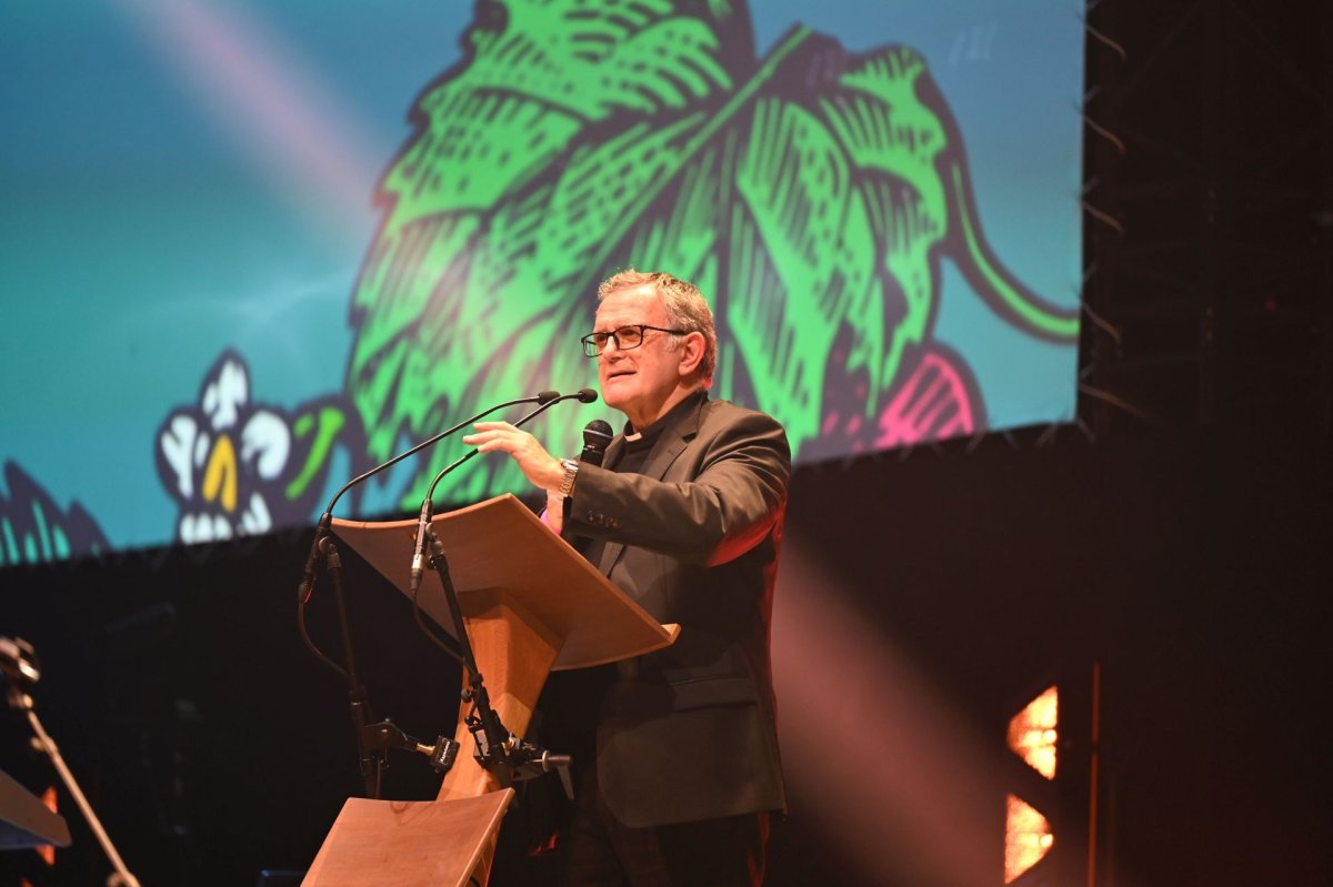 Veillée à l'Accor Arena de Bercy. © Marie-Christine Bertin / Diocèse de Paris.