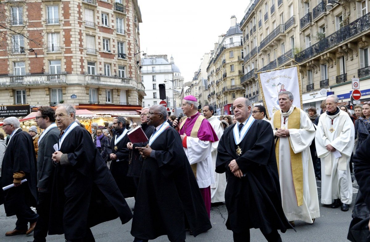 Neuvaine à sainte Geneviève : Messe et procession. Dimanche 8 janvier 2023. © Trung Hieu Do / Diocèse de Paris.
