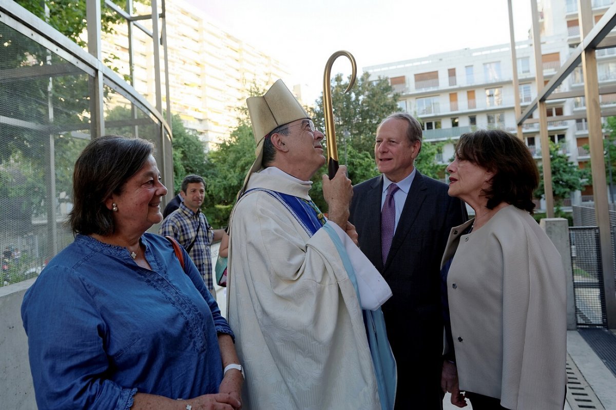 Messe à l'occasion des 20 ans de Notre-Dame de l'Arche d'Alliance. © Trung Hieu Do / Diocèse de Paris.