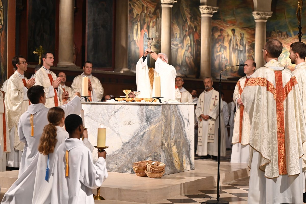 Ordination diaconale en vue du sacerdoce du 20 septembre 2025. © Marie-Christine Bertin / Diocese de Paris.