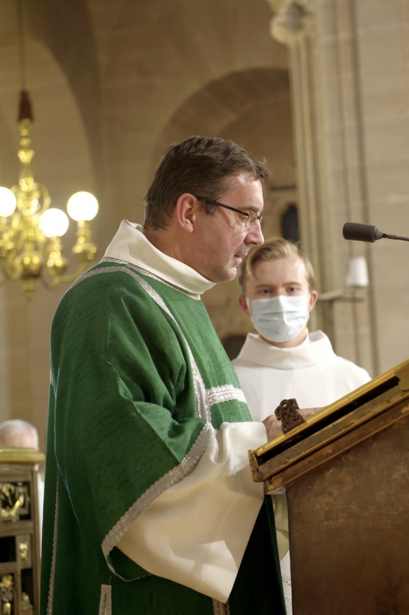 Ouverture du Synode sur la synodalité. © Trung Hieu Do / Diocèse de Paris.