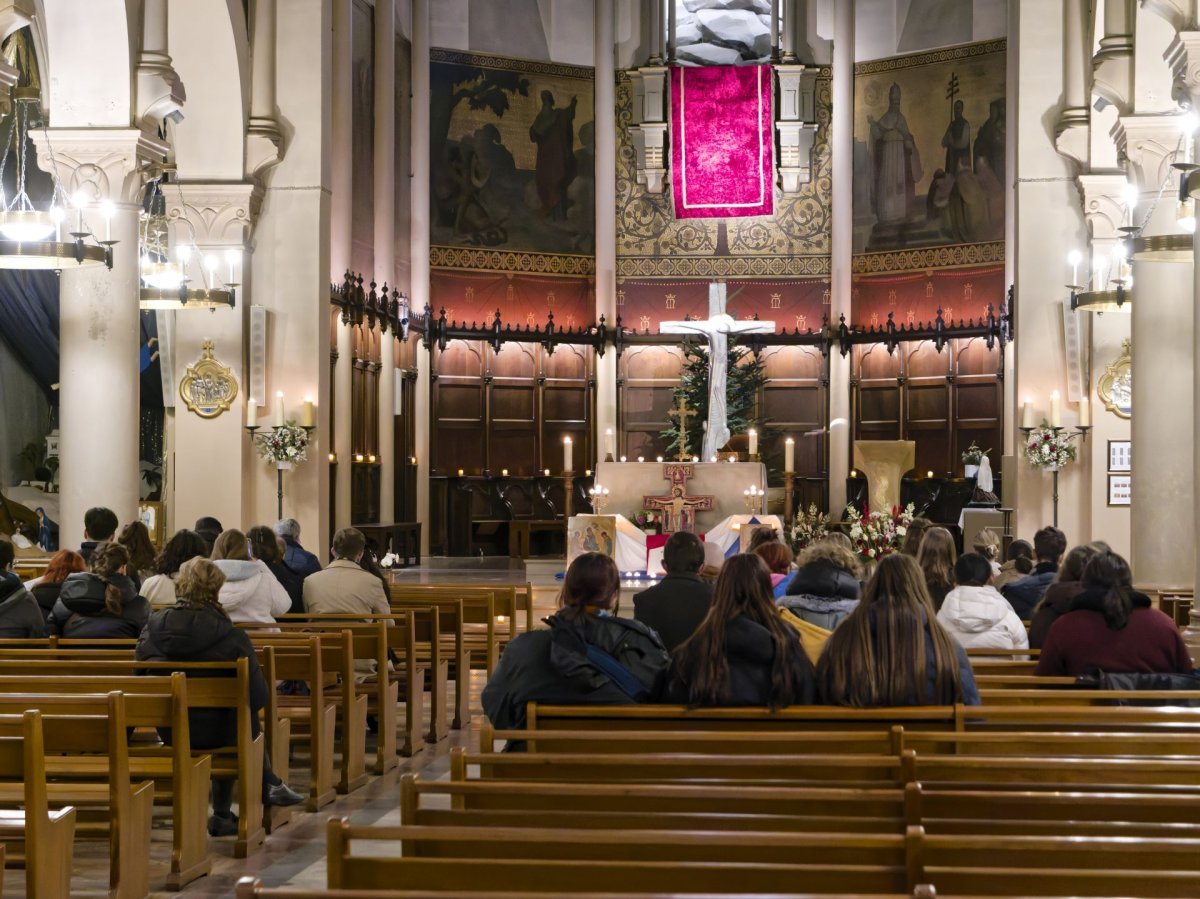 Prière du matin à l'Immaculée Conception. © Yannick Boschat / Diocèse de Paris.