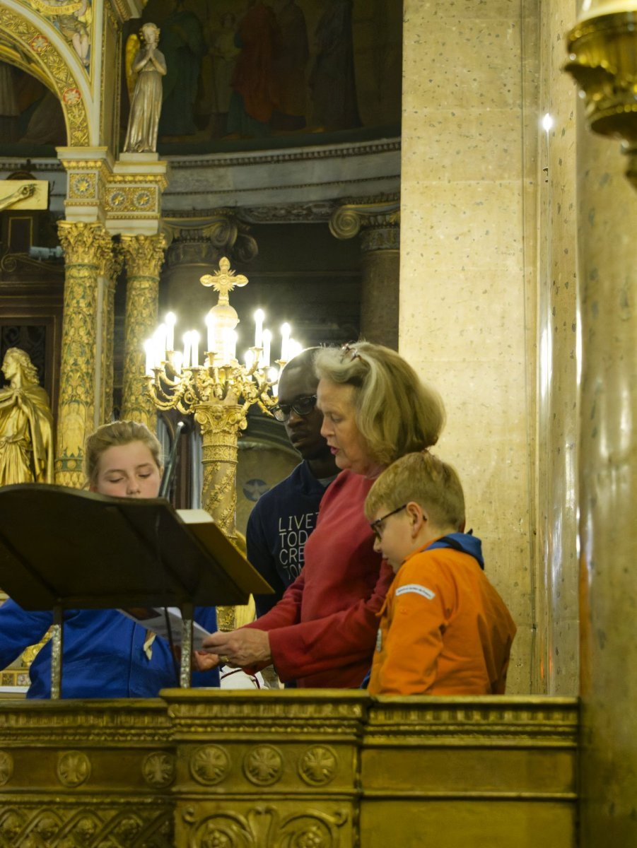 Messe pour le bicentenaire de la pose de la première pierre de l'église (…). © Yannick Boschat / Diocèse de Paris.