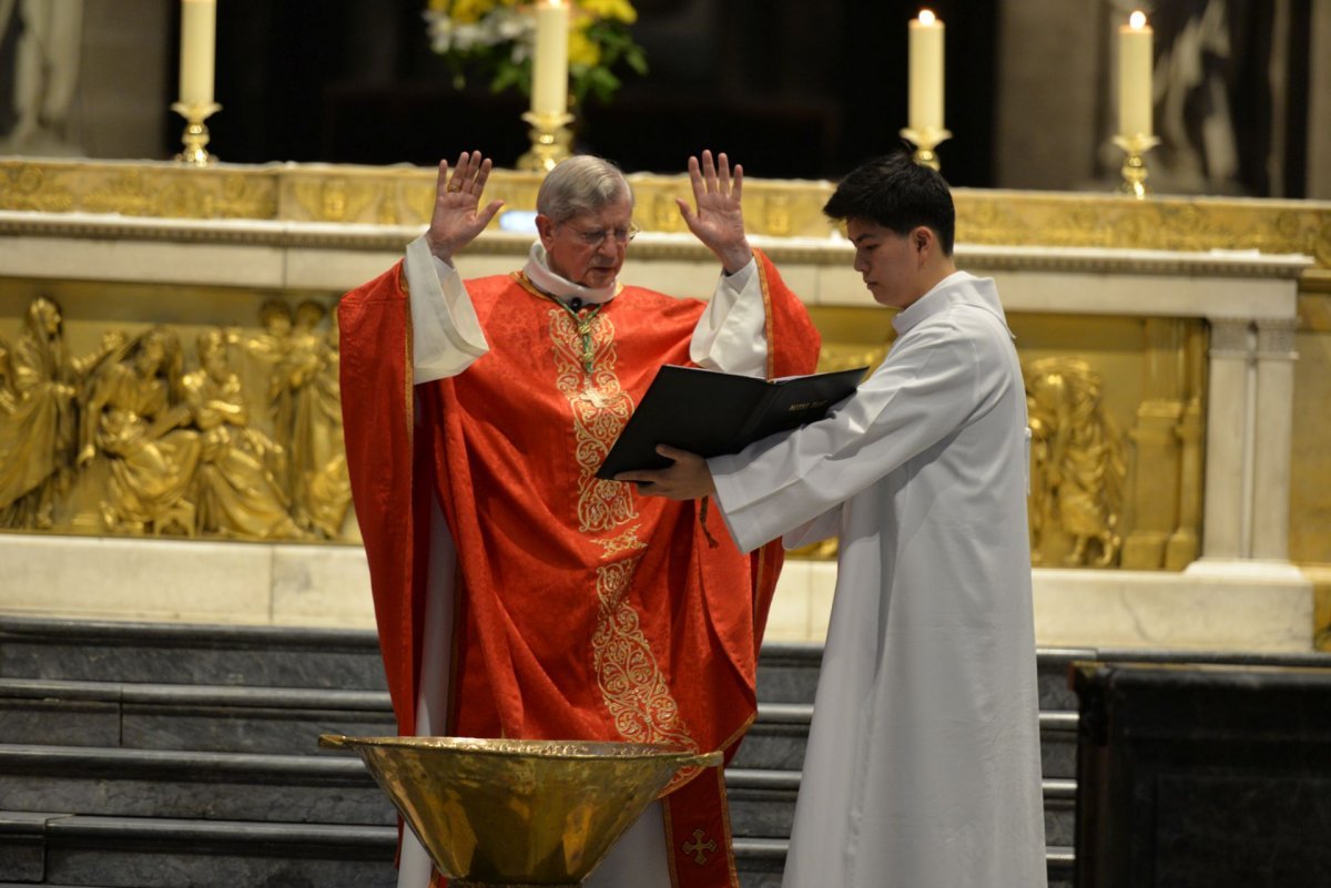 Confirmations d'adultes. © Marie-Christine Bertin / Diocèse de Paris.