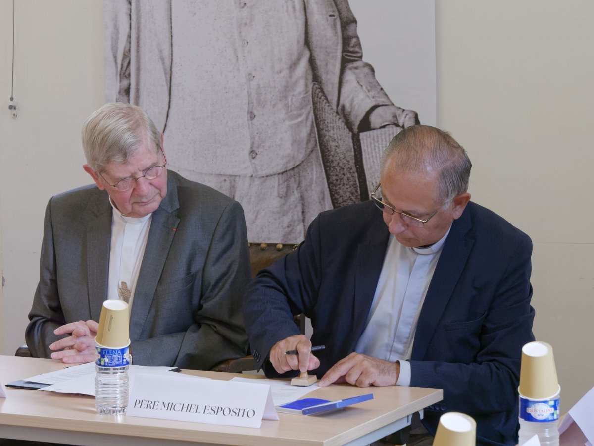 Clôture de l'enquête diocésaine pour la cause en canonisation de Paulin (…). © Yannick Boschat / Diocèse de Paris.