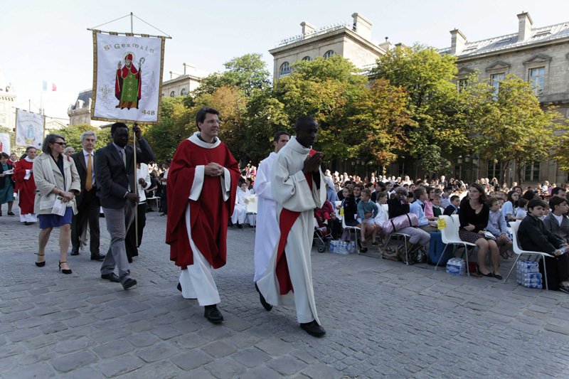 Ordinations sacerdotales 2012 à Notre-Dame de Paris. © Yannick Boschat / Diocèse de Paris.