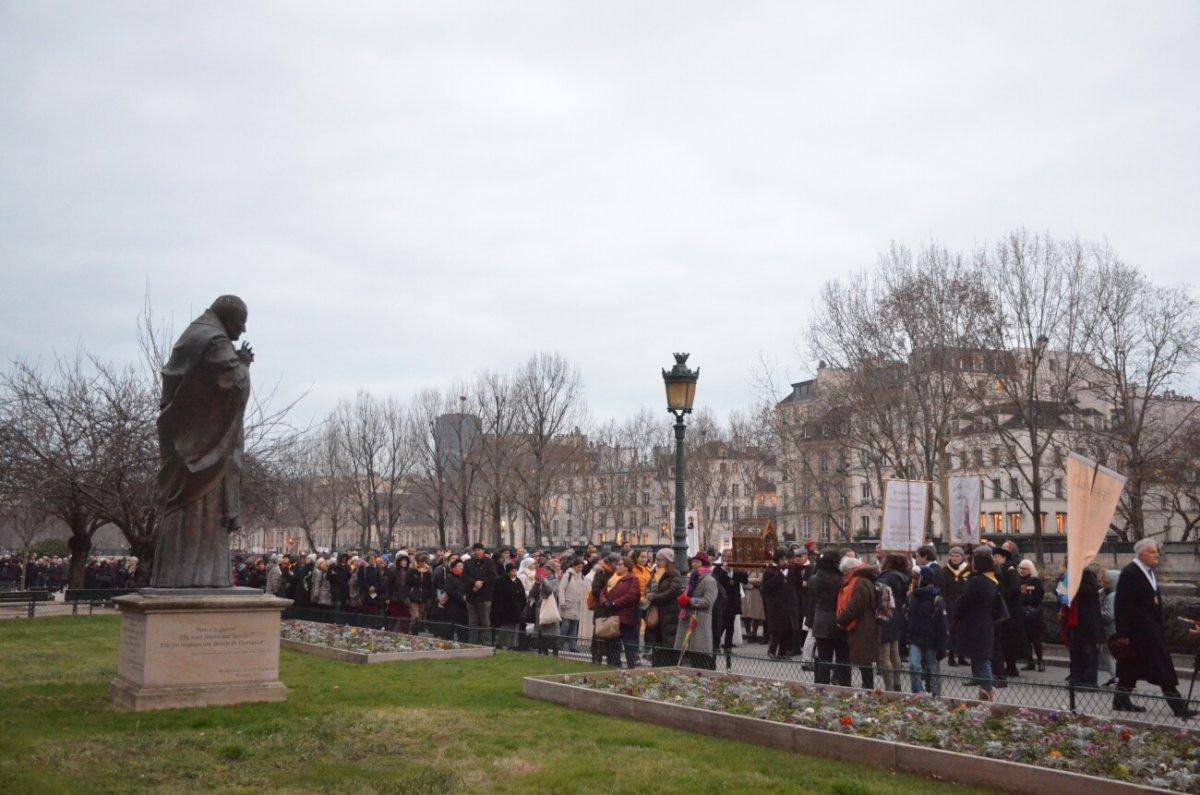 Neuvaine de sainte Geneviève. © Michel Pourny / Diocèse de Paris.