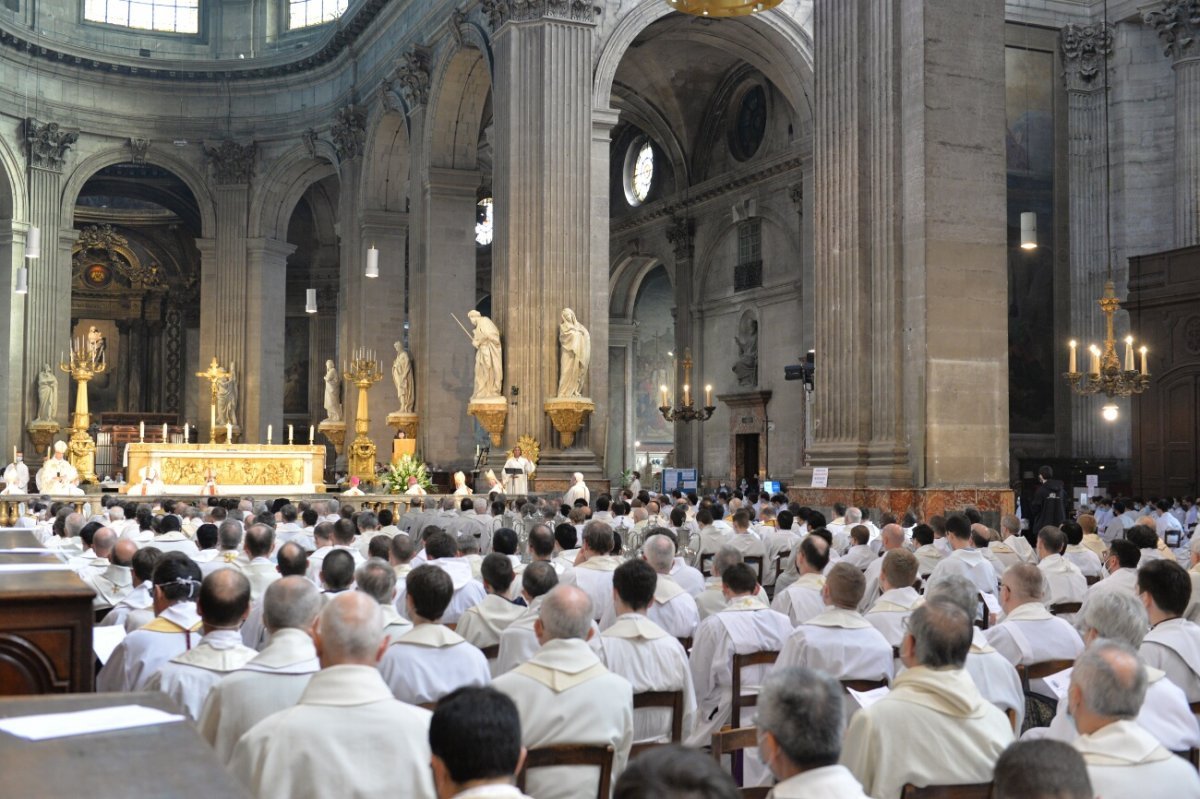 Messe chrismale 2021. © Marie-Christine Bertin / Diocèse de Paris.